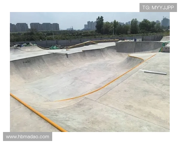 杭州滑板队在极限运动联赛中以91分稳居积分榜首位