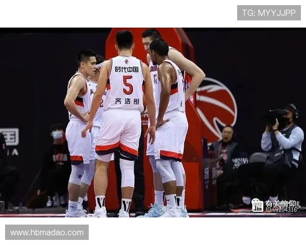 乌兹别克超与阿联酋超的精彩对决分析与赛季展望