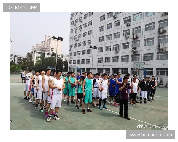 上海篮球队的拼搏历程与邀请赛精彩瞬间全景回顾 上海篮球队的拼搏历程与邀请赛精彩瞬间全景回顾